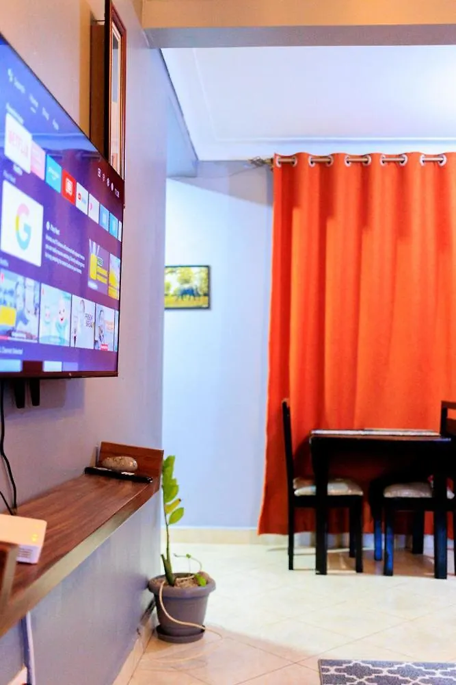 Karibu Home Easily Accessible And Spacious. Kampala